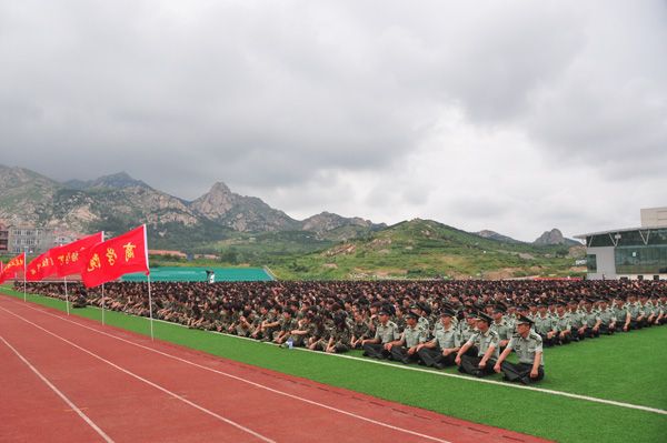 开学典礼暨军训动员大会现场